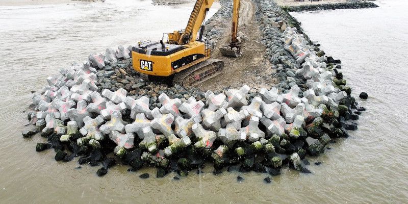 Black Sea coast ACCROPODE™ II project - Romania Black Sea coast ACCROPODE™ II project - Romania